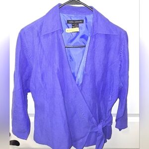 An Anne Carson silk/ Linen blend blue Wrap Top in a size medium. EUC